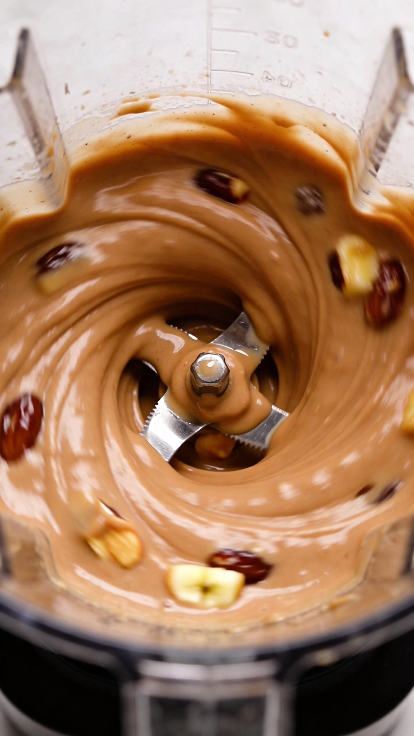 healthy smoothie with dates