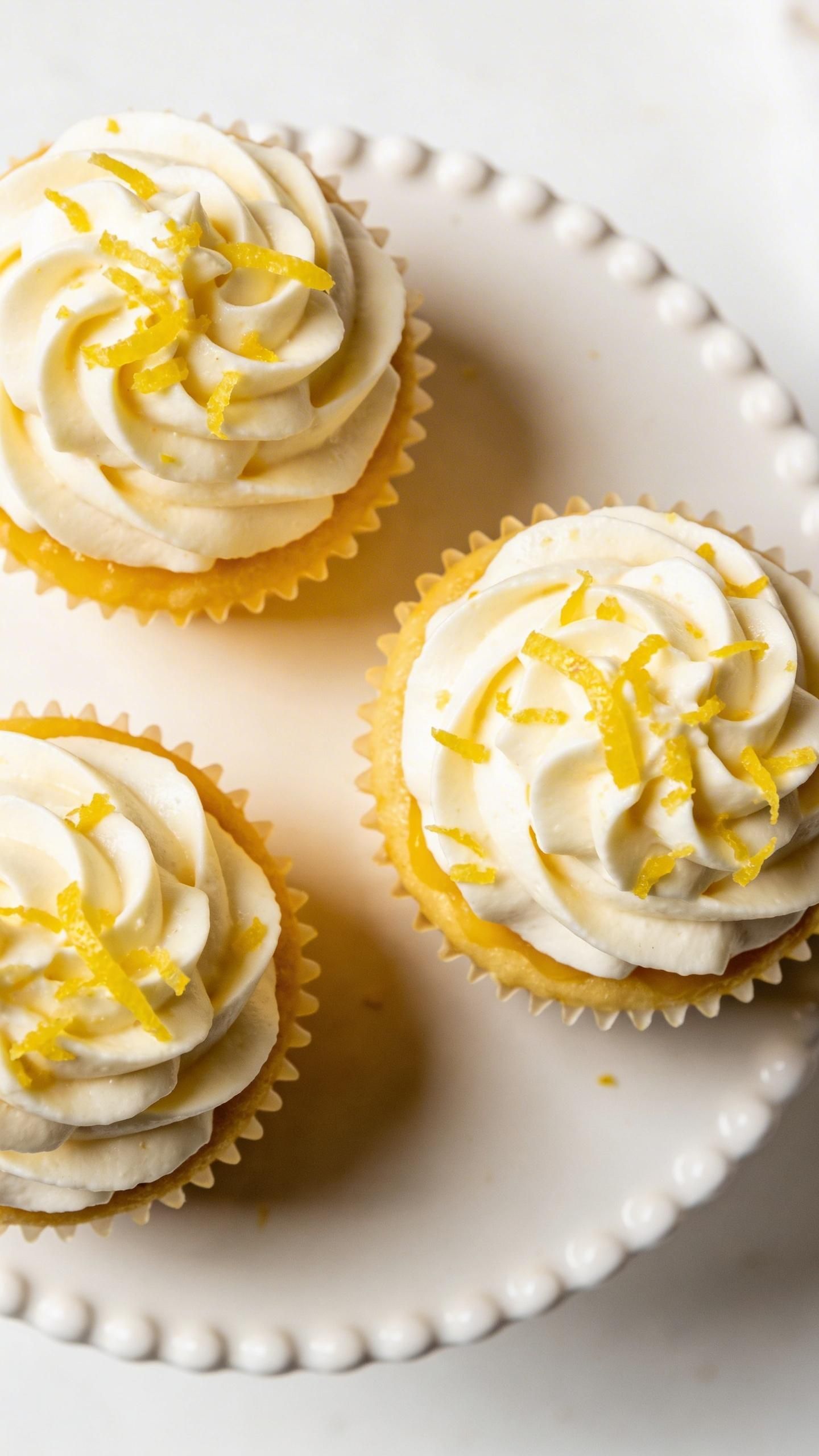 lemon curd cupcakes